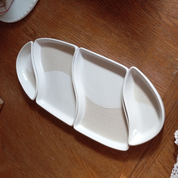 Pfaltzgraff Sand & Seas collection Sandbar 4 pc serving set - Picture 1 of 10